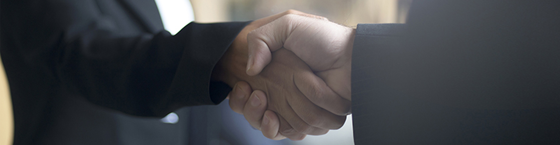 हमसे संपर्क करें